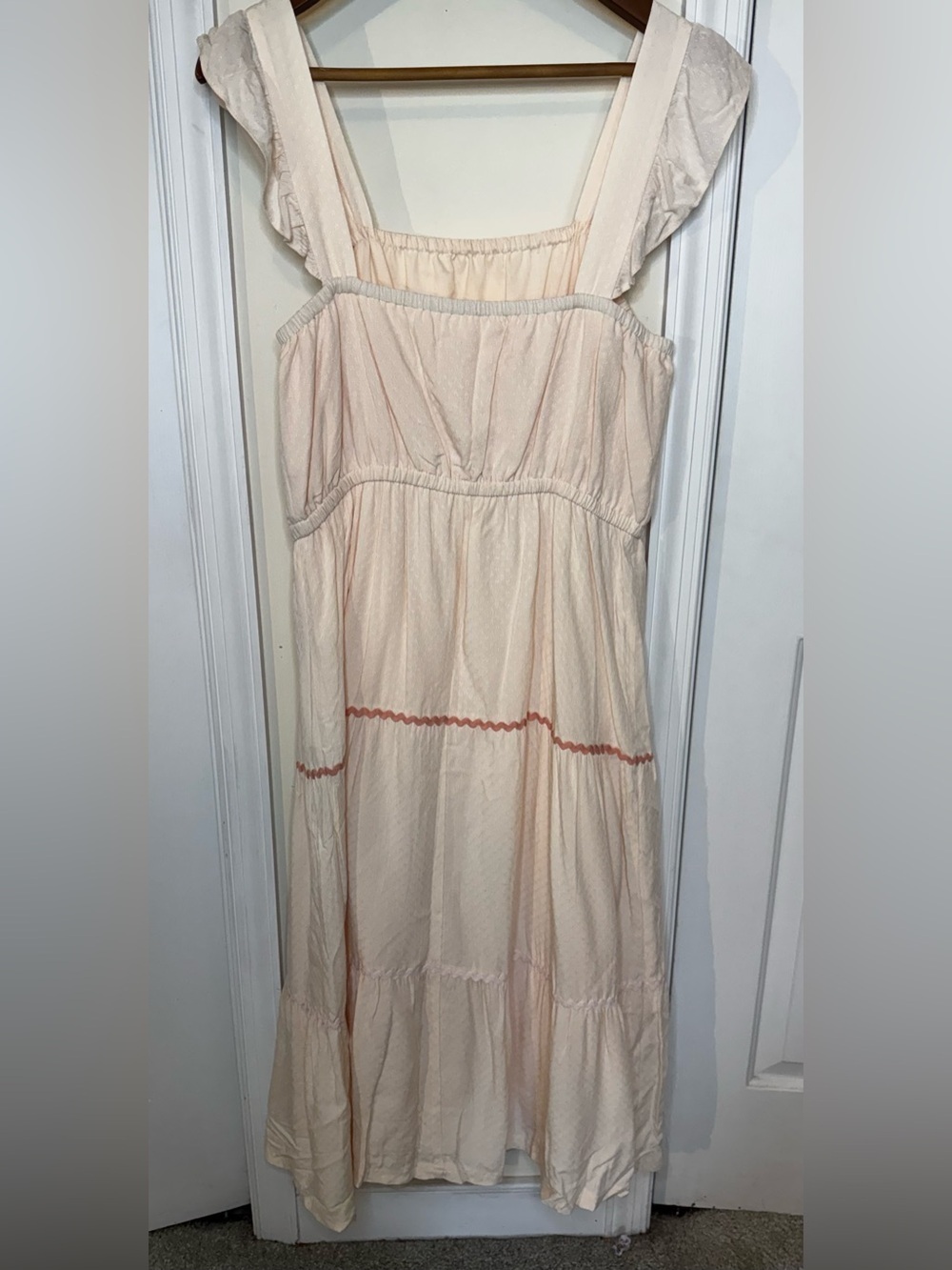 LC Lauren Conrad Cream Elastic Waist Dress - Picture 2 of 5